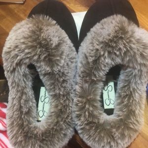 Slippers brand new
